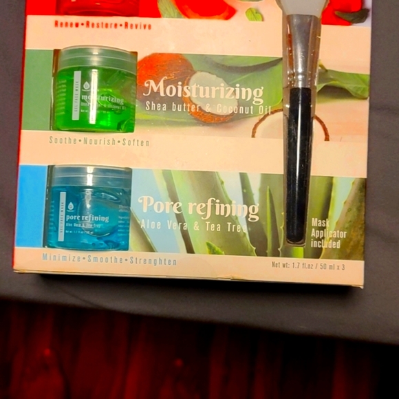 GEL Face Mask Brandnew with Apicator Brand new in Box NWT - Picture 4 of 15